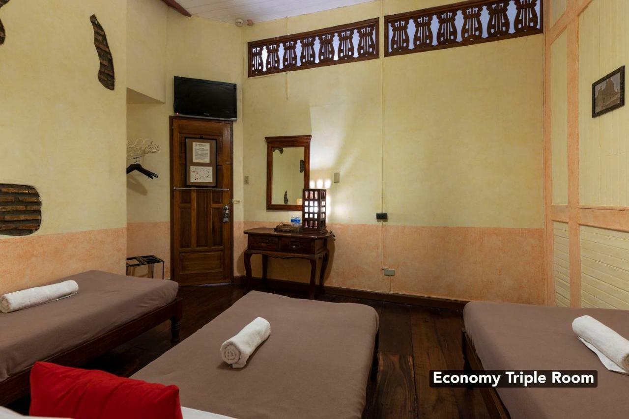 Zen Rooms Grandpa'S Inn Віган Екстер'єр фото