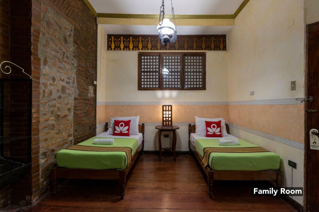 Zen Rooms Grandpa'S Inn Віган Екстер'єр фото