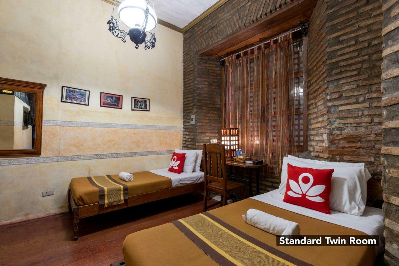 Zen Rooms Grandpa'S Inn Віган Екстер'єр фото
