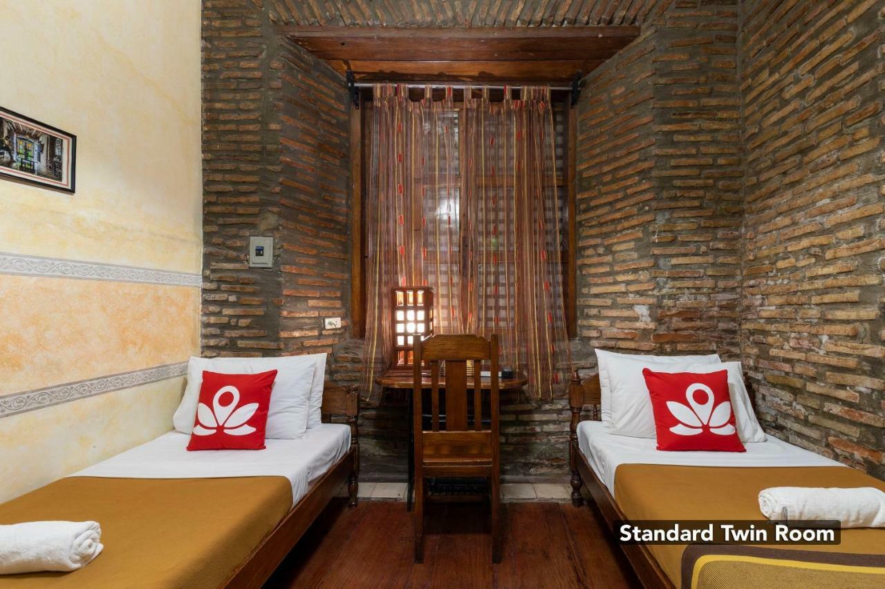 Zen Rooms Grandpa'S Inn Віган Екстер'єр фото